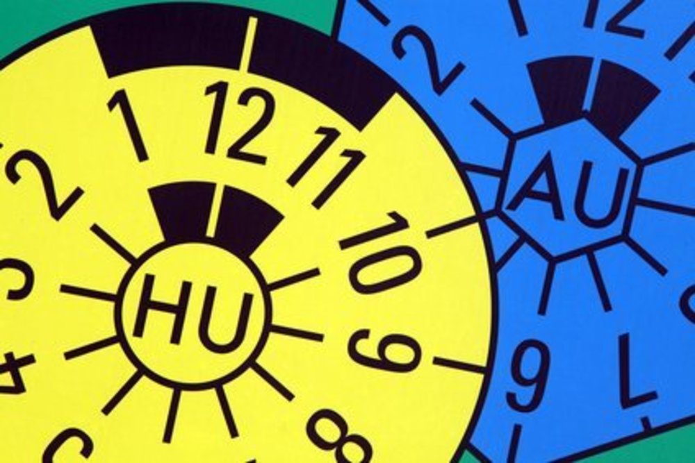 Ohne Umweg zur Plakette: Haupt- und Abgasuntersuchung bei Küstermeyer Image 1